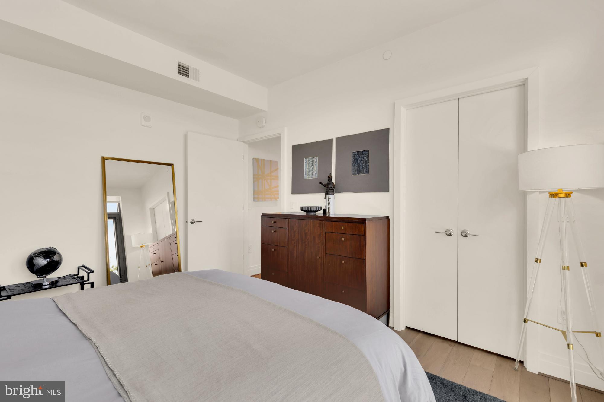 810 O STREET NW 901