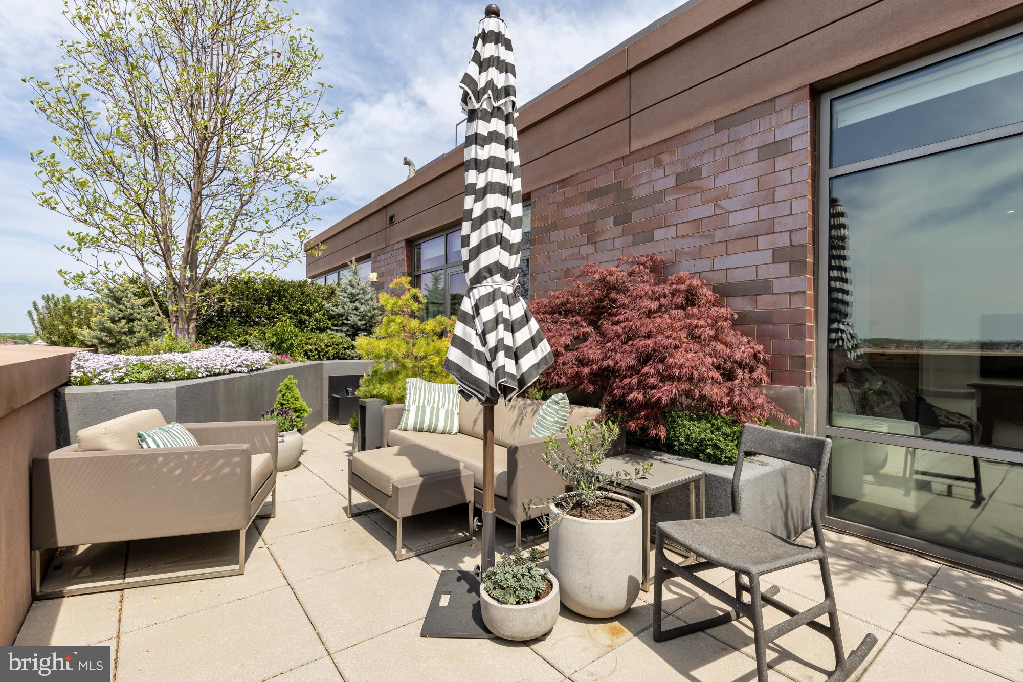 810 O STREET NW 901
