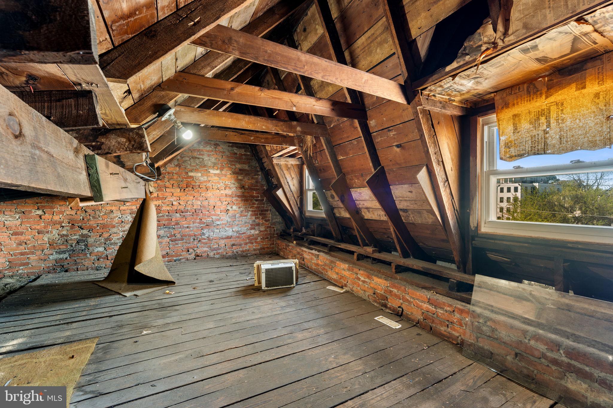 818 UPSHUR STREET NW