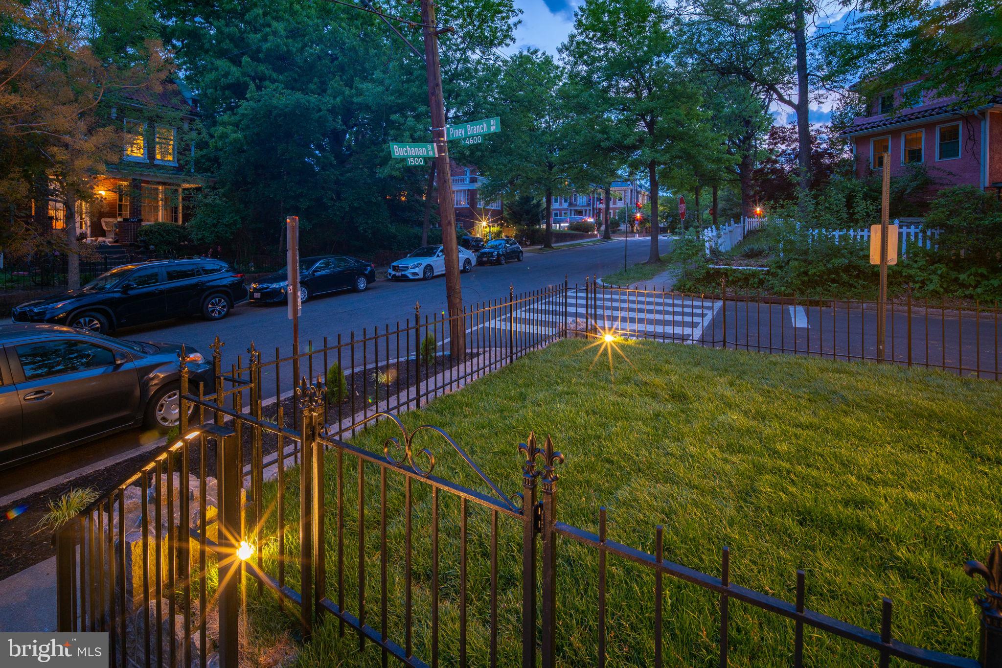 1527 BUCHANAN STREET NW