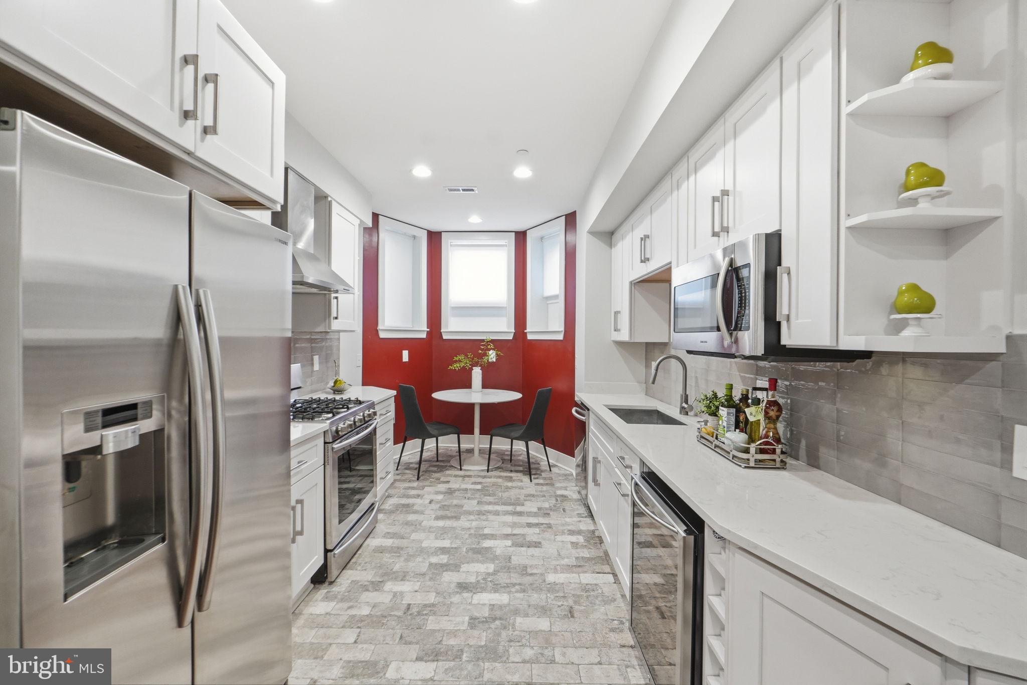 1126 5TH STREET NW 1