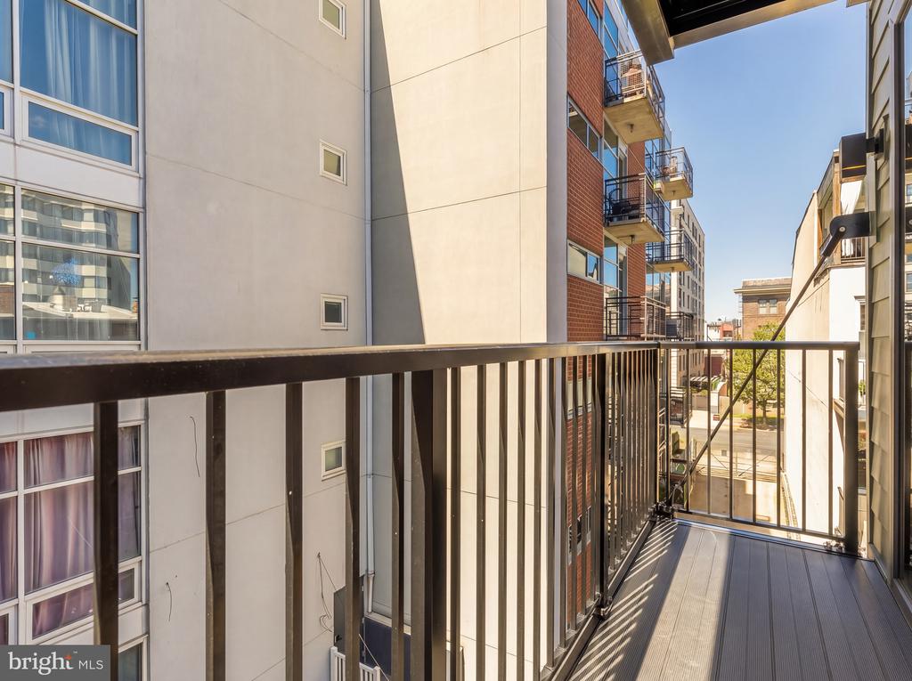 1128 10TH STREET NW 402