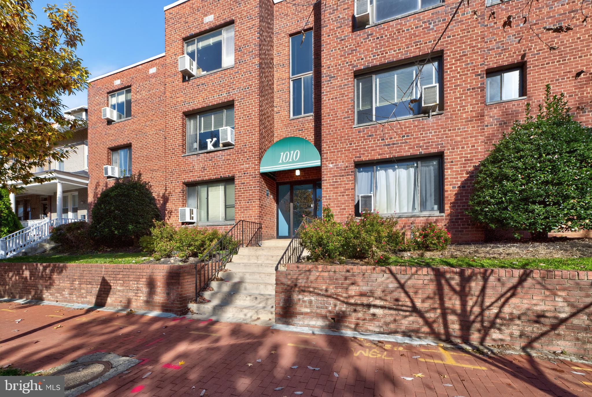 1010 G STREET NE 305