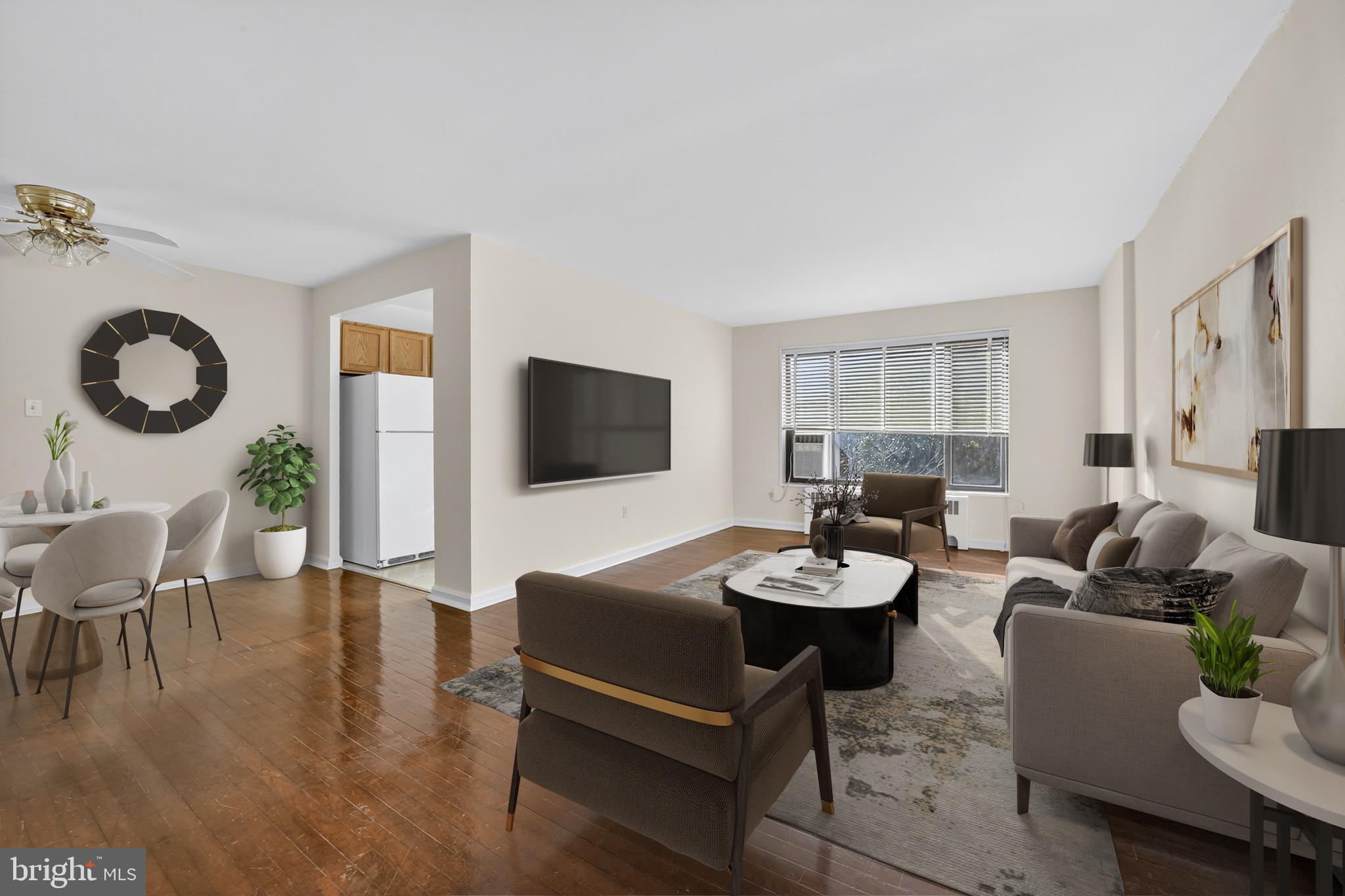 1010 G STREET NE 305