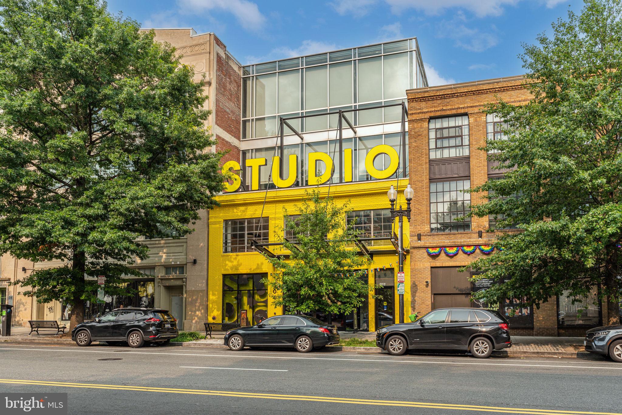1327 R STREET NW 2