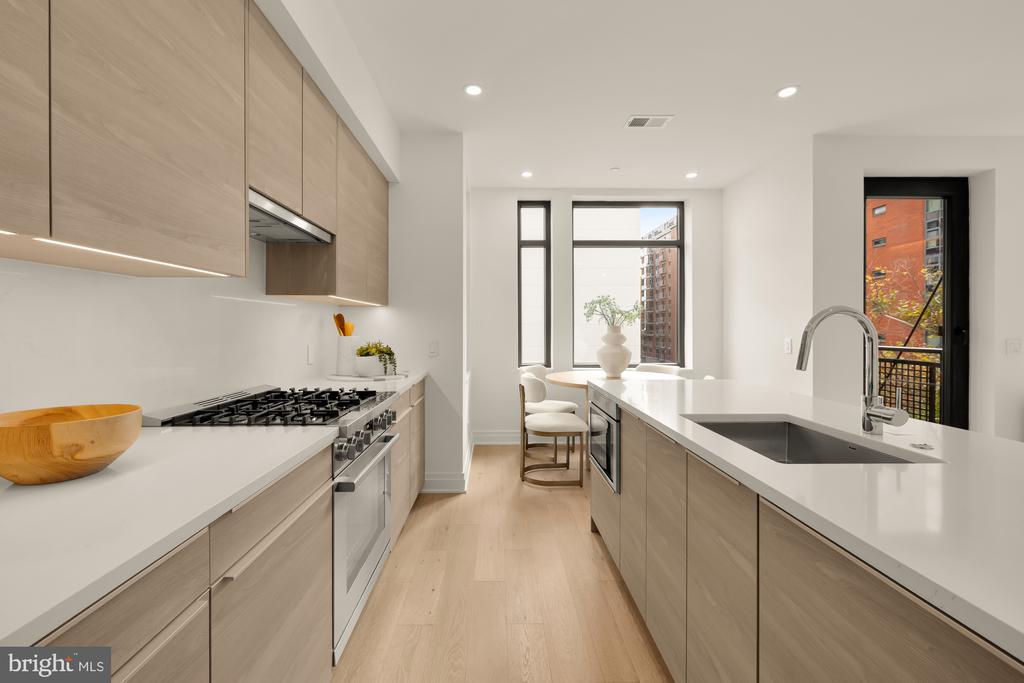 1128 10TH STREET NW 401