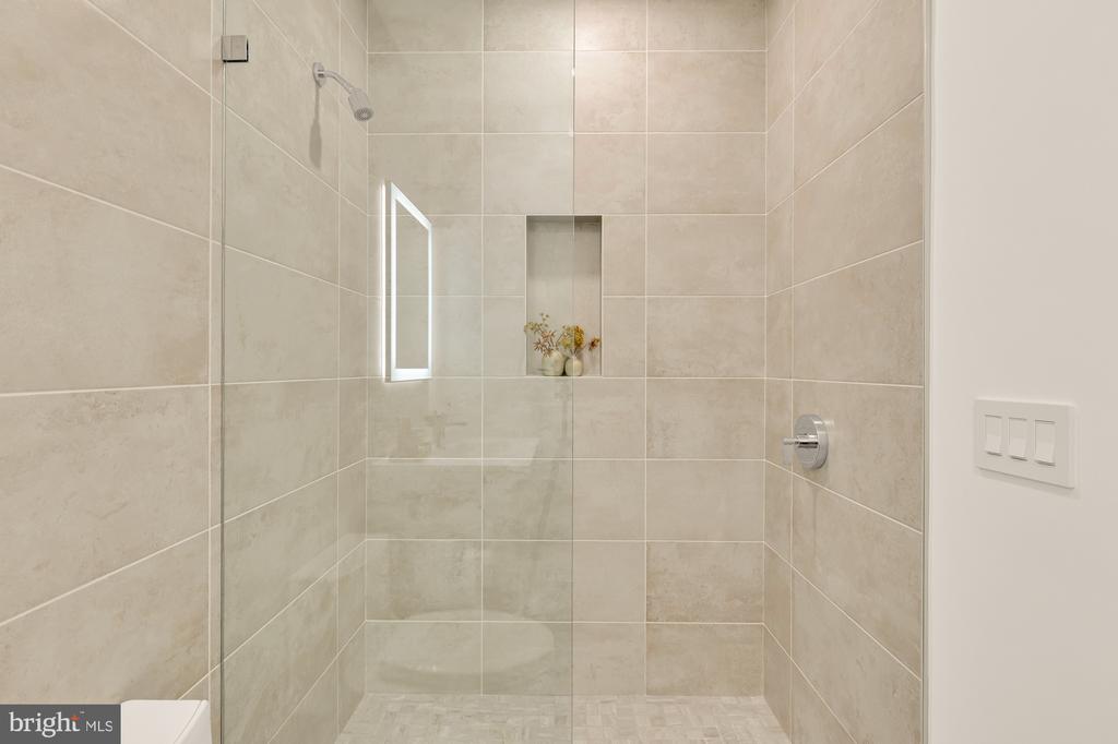 1128 10TH STREET NW 401