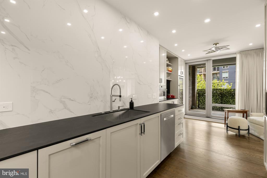 1111 23RD STREET NW 3A