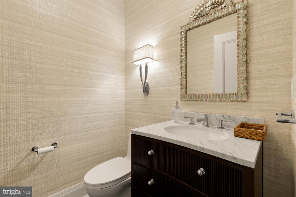 1111 23RD STREET NW 3A