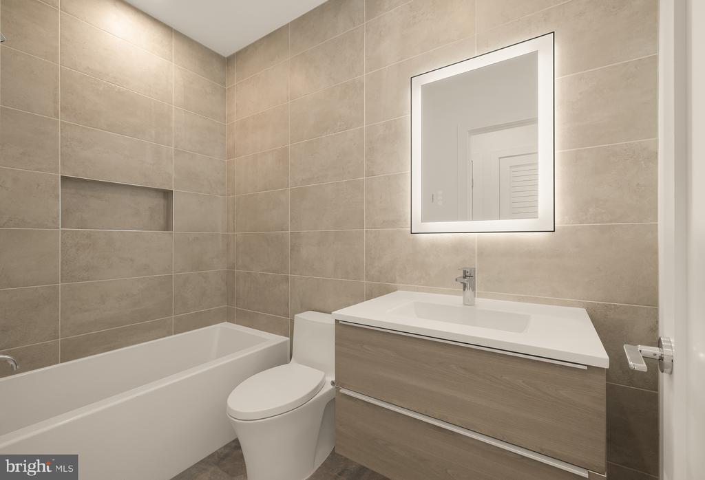 1128 10TH STREET NW Unit: 502