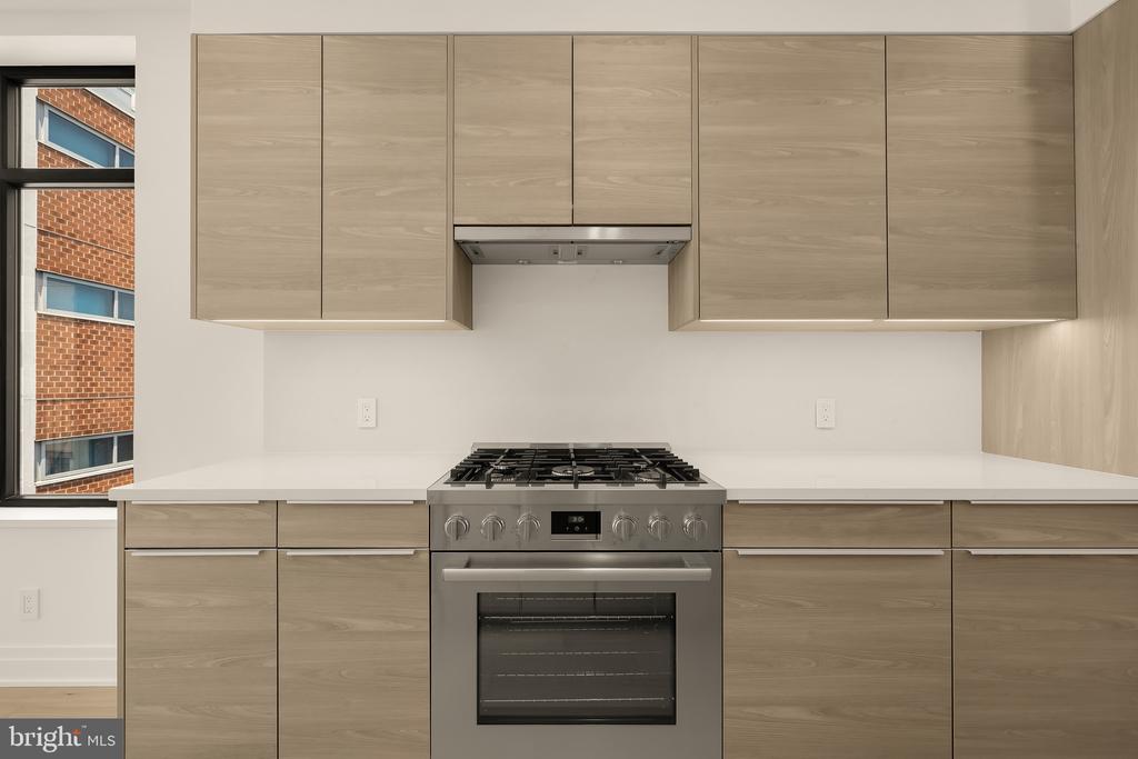 1128 10TH STREET NW Unit: 502