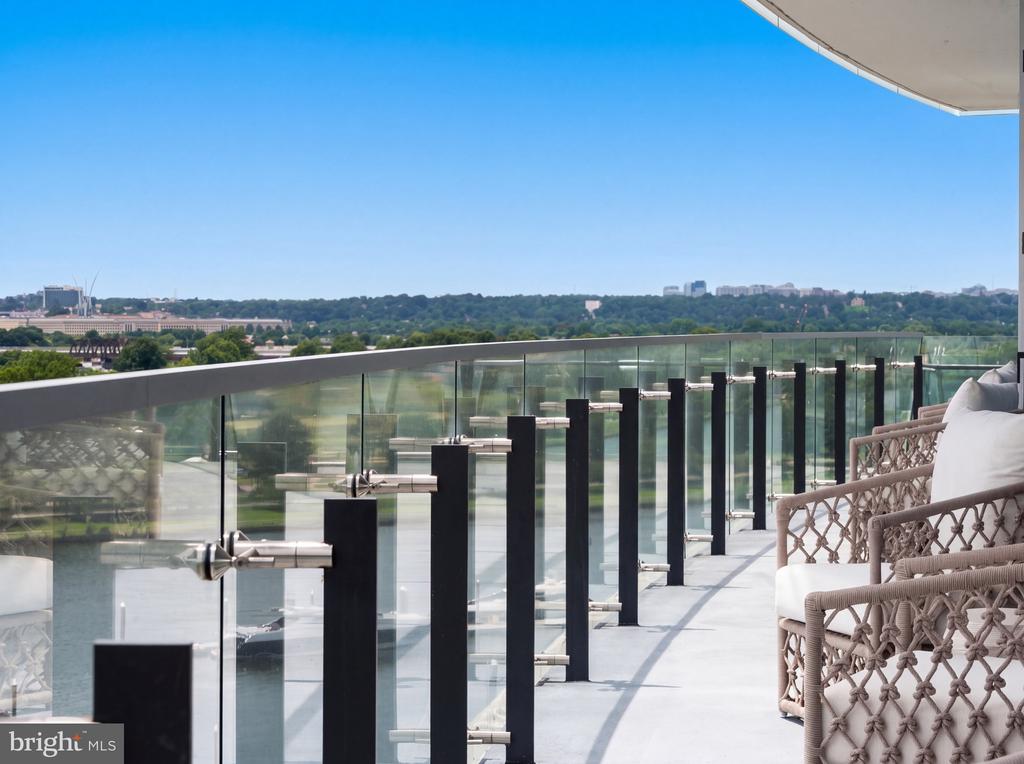 601 WHARF STREET SW Unit: 901