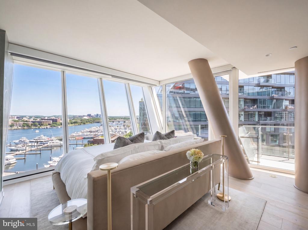 601 WHARF STREET SW Unit: 901