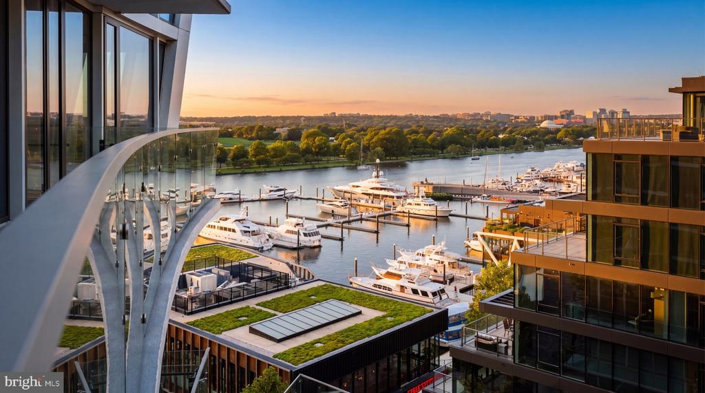 601 WHARF STREET SW Unit: 901