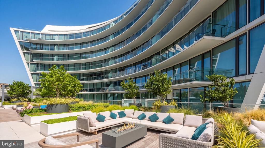 601 WHARF STREET SW Unit: 901