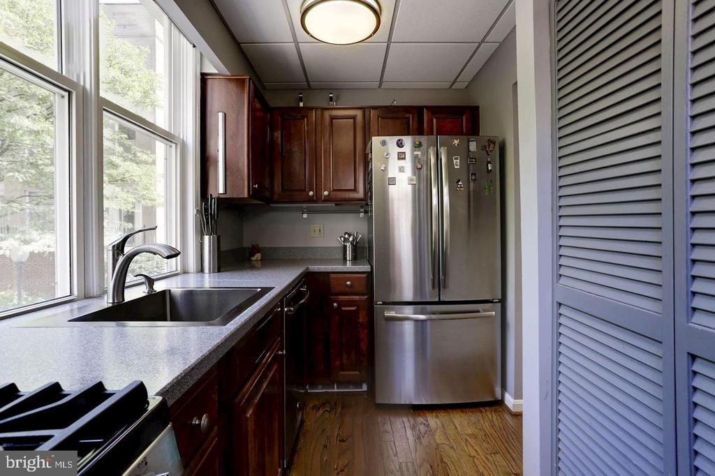 2409 1/2 20TH STREET NW Unit: 1091