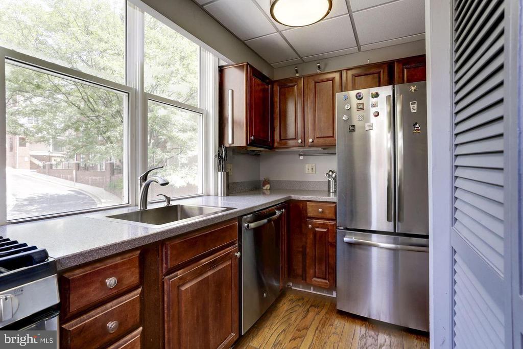 2409 1/2 20TH STREET NW Unit: 1091