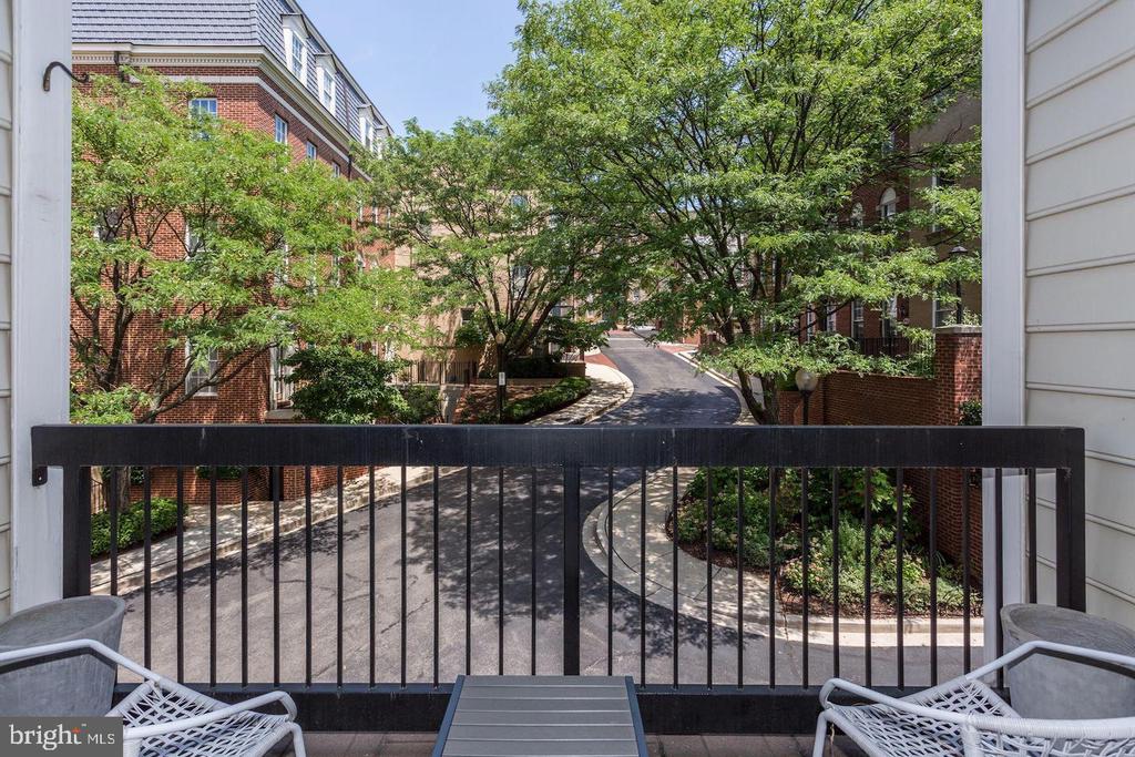 2409 1/2 20TH STREET NW Unit: 1091
