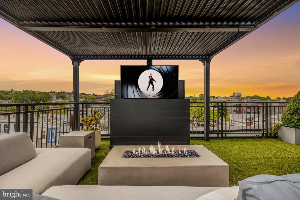 774 GIRARD STREET NW Unit: 7W