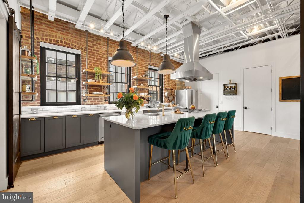 774 GIRARD STREET NW Unit: 7W