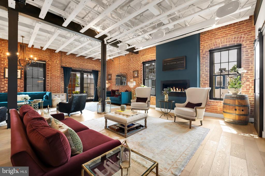 774 GIRARD STREET NW Unit: 7W