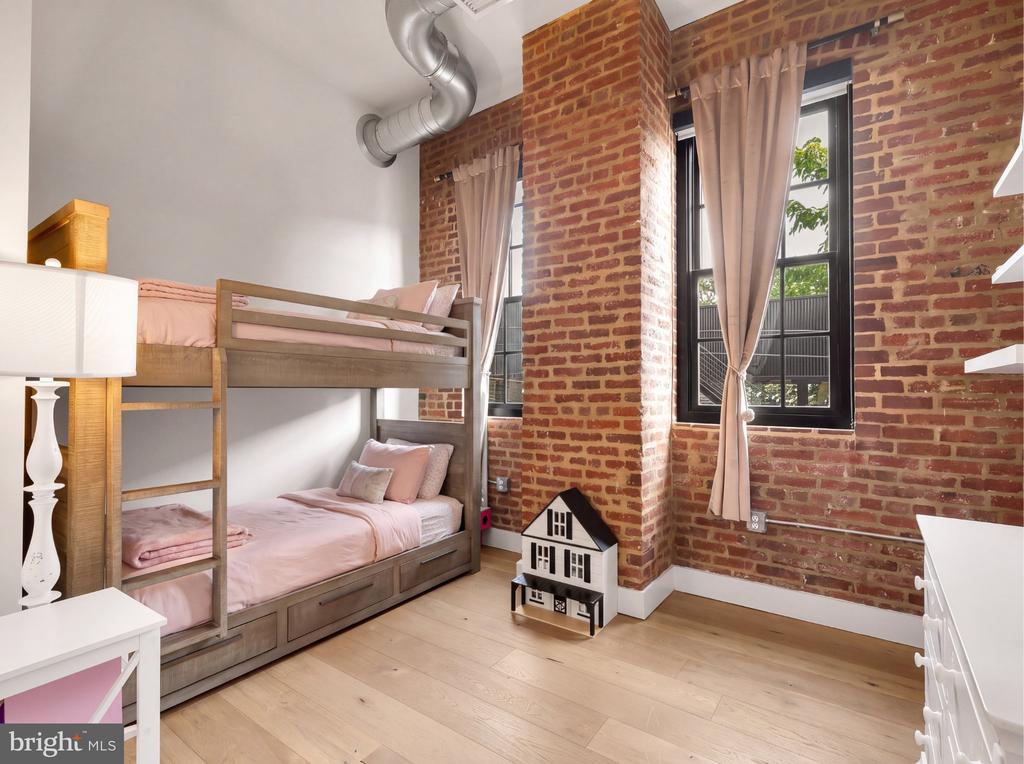 774 GIRARD STREET NW Unit: 7W