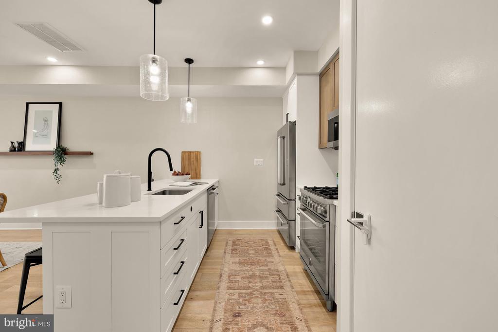 3532 1/2 13TH STREET NW Unit: 2