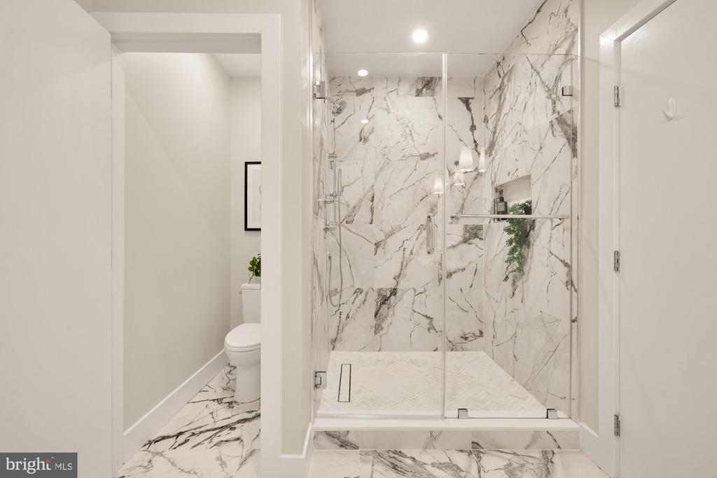 3532 1/2 13TH STREET NW Unit: 2