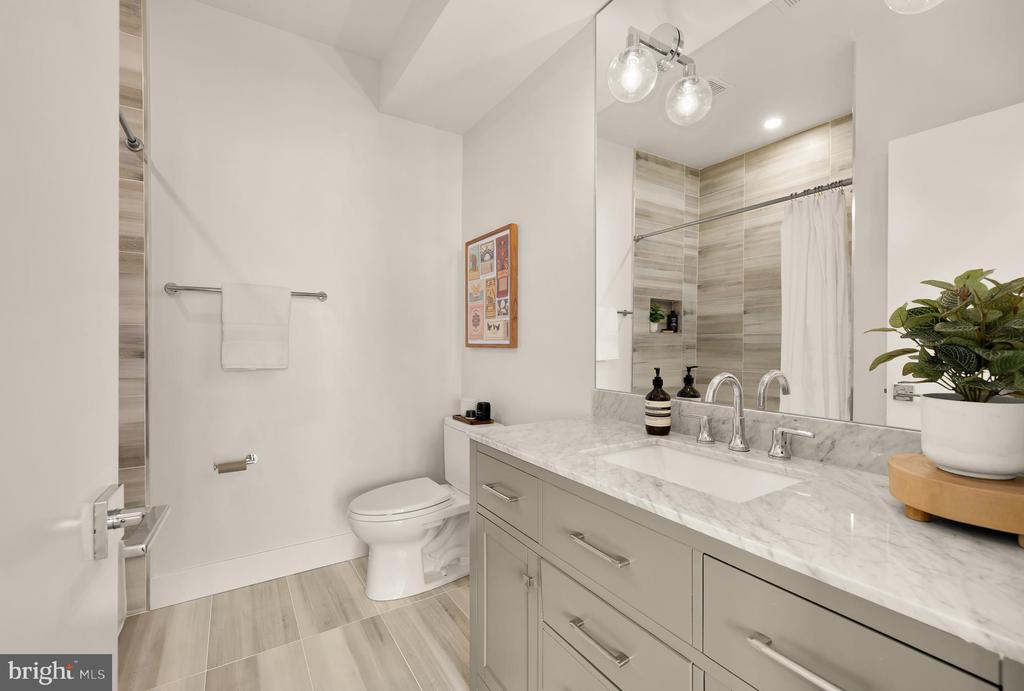 3532 1/2 13TH STREET NW Unit: 2