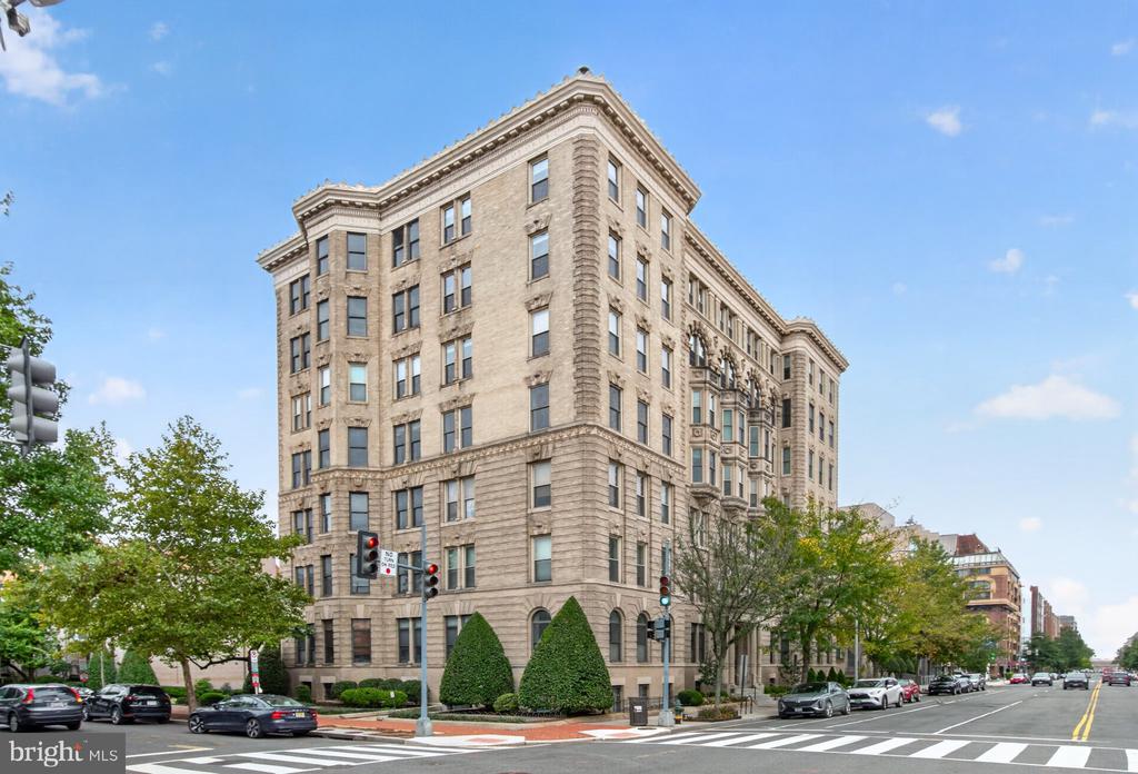 1325 13TH STREET NW Unit: 40