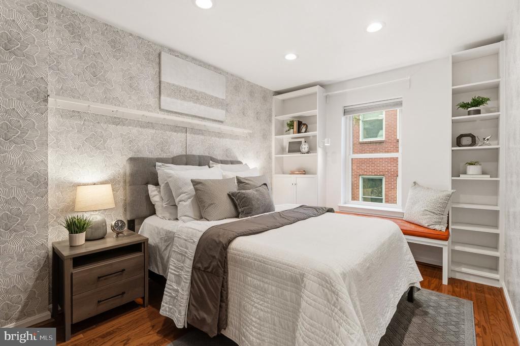 1325 13TH STREET NW Unit: 40