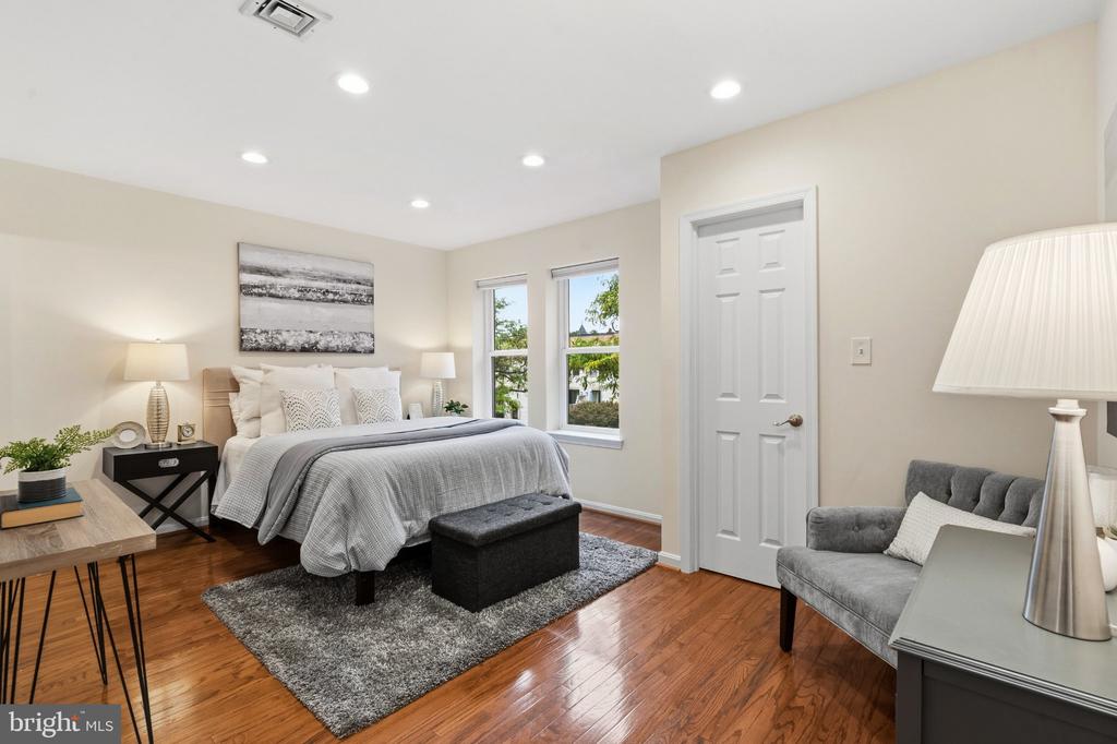 1325 13TH STREET NW Unit: 40