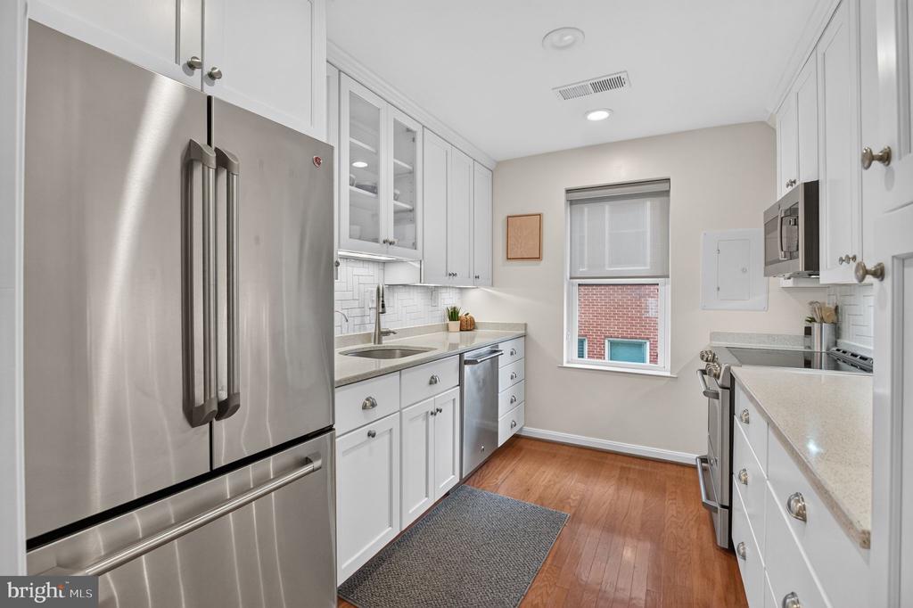 1325 13TH STREET NW Unit: 40