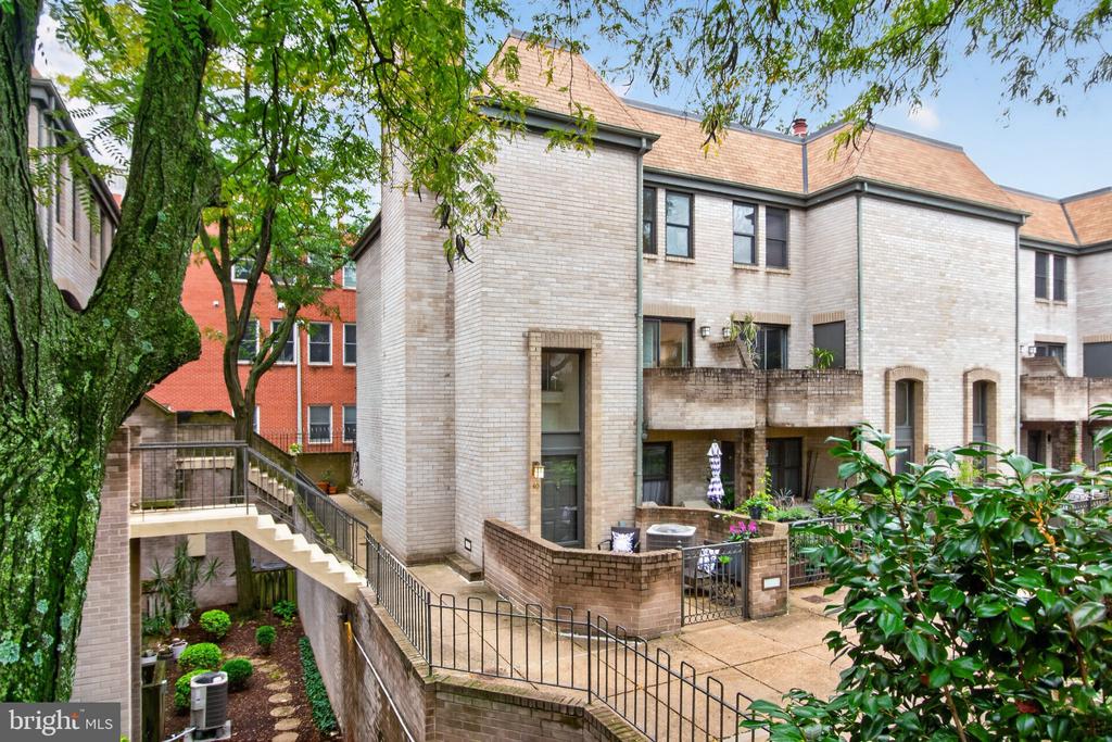 1325 13TH STREET NW Unit: 40