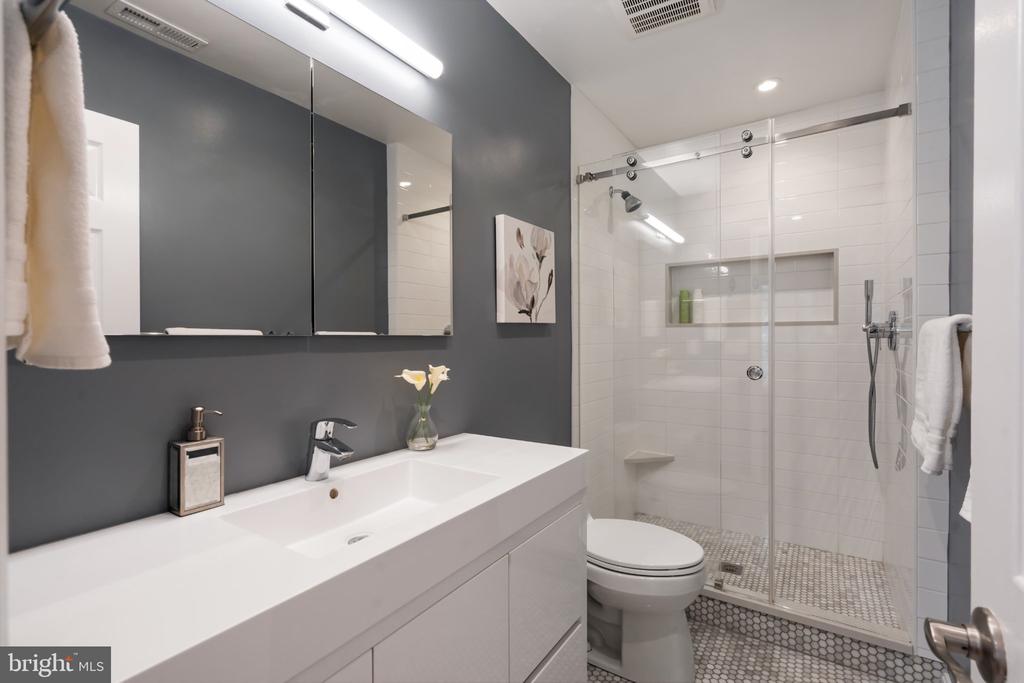 1325 13TH STREET NW Unit: 40