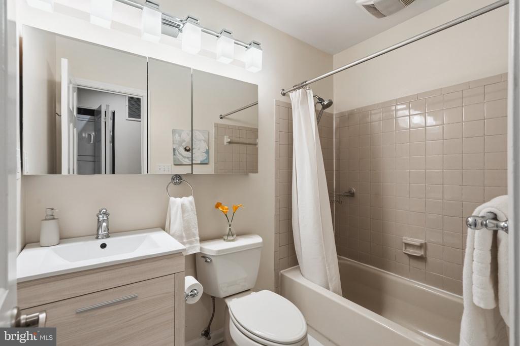 1325 13TH STREET NW Unit: 40