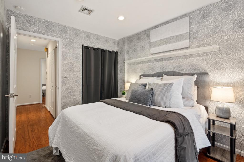 1325 13TH STREET NW Unit: 40