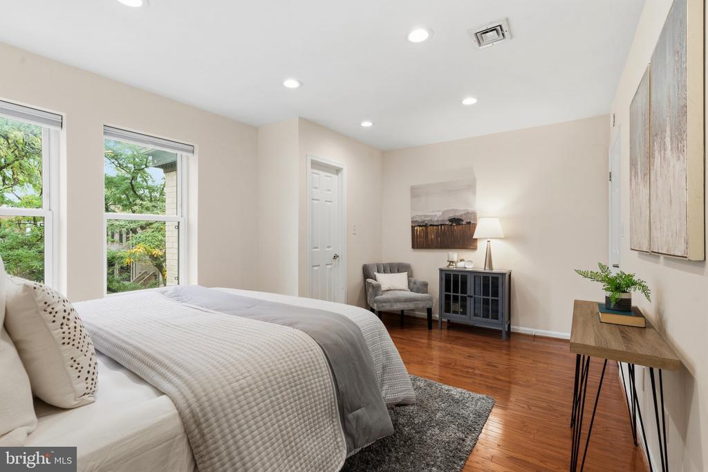 1325 13TH STREET NW Unit: 40