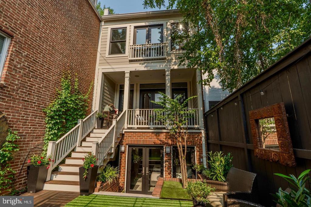1818 15TH STREET NW