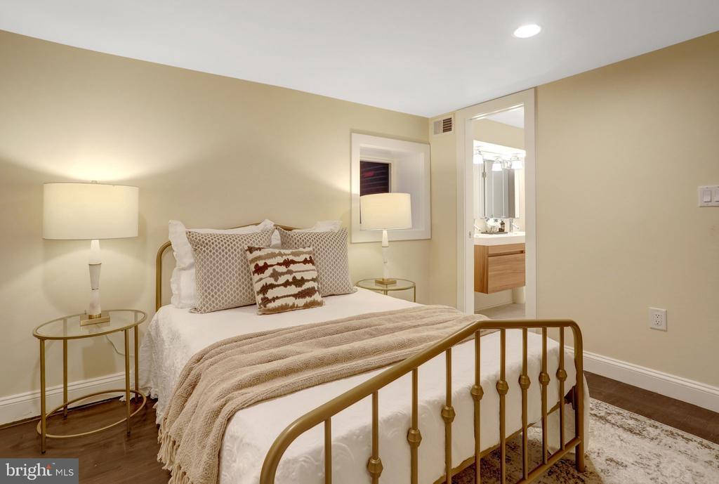 919 O STREET NW Unit: 1
