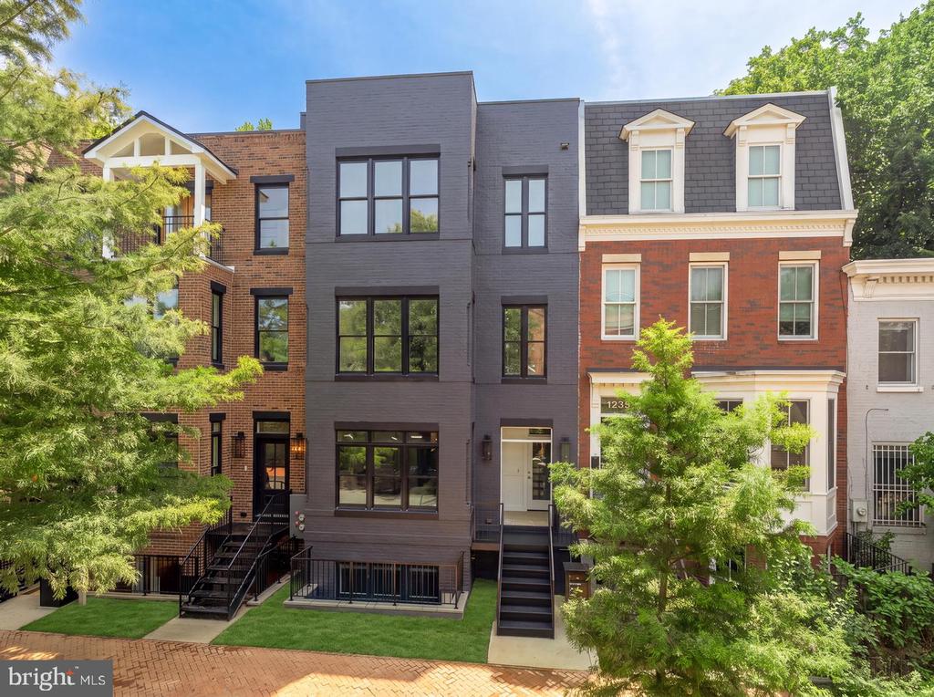1237 4TH STREET NW Unit: B1