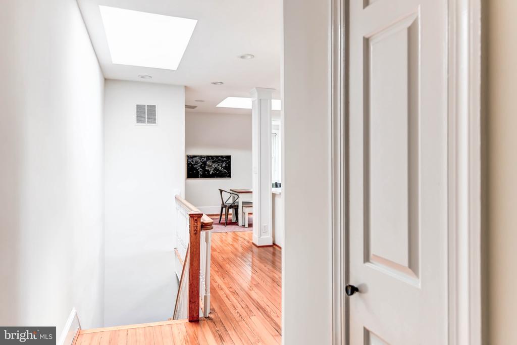 1717 LAMONT STREET NW Unit: D