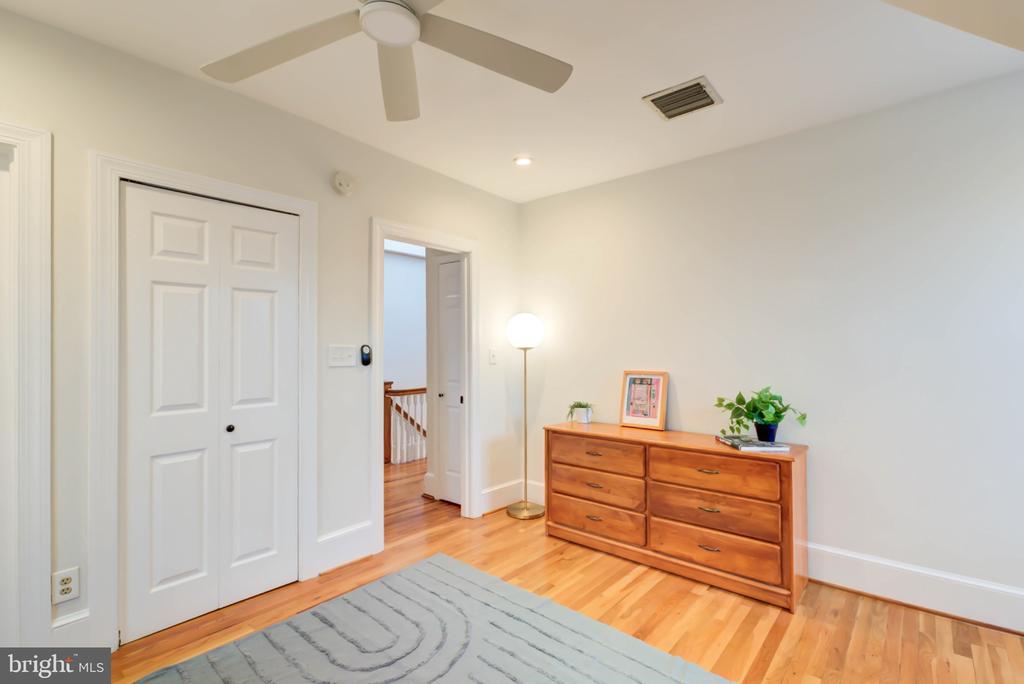 1717 LAMONT STREET NW Unit: D