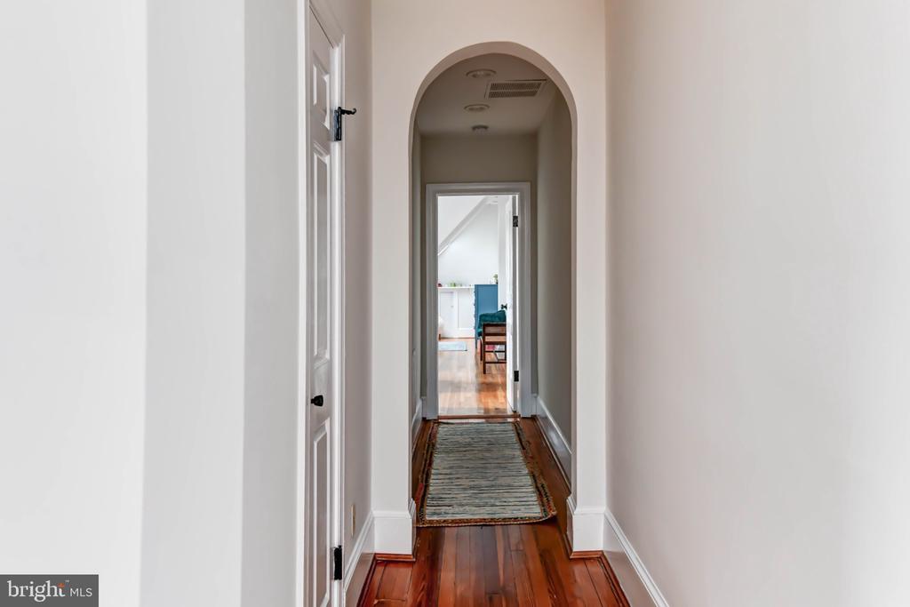 1717 LAMONT STREET NW Unit: D