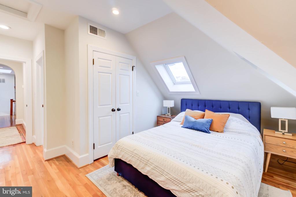 1717 LAMONT STREET NW Unit: D