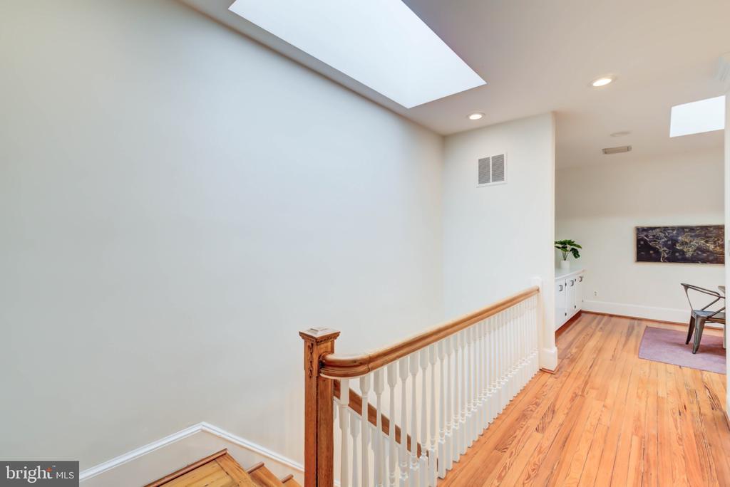 1717 LAMONT STREET NW Unit: D