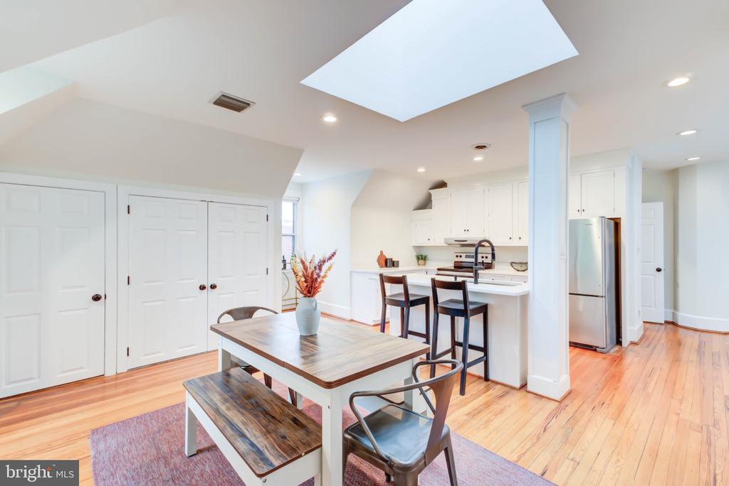 1717 LAMONT STREET NW Unit: D