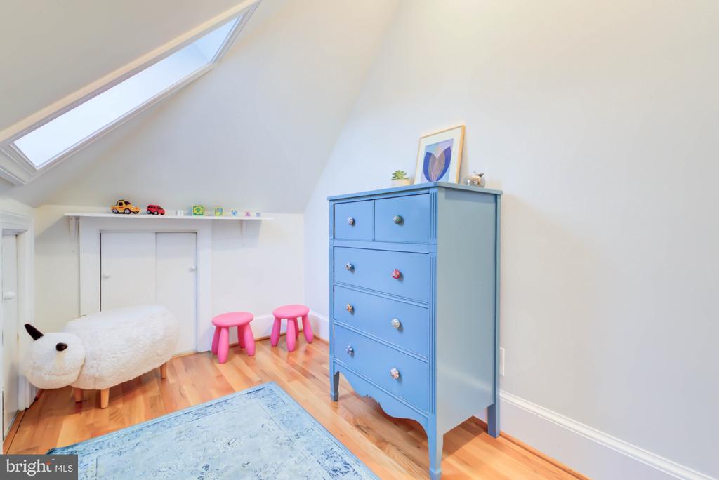 1717 LAMONT STREET NW Unit: D