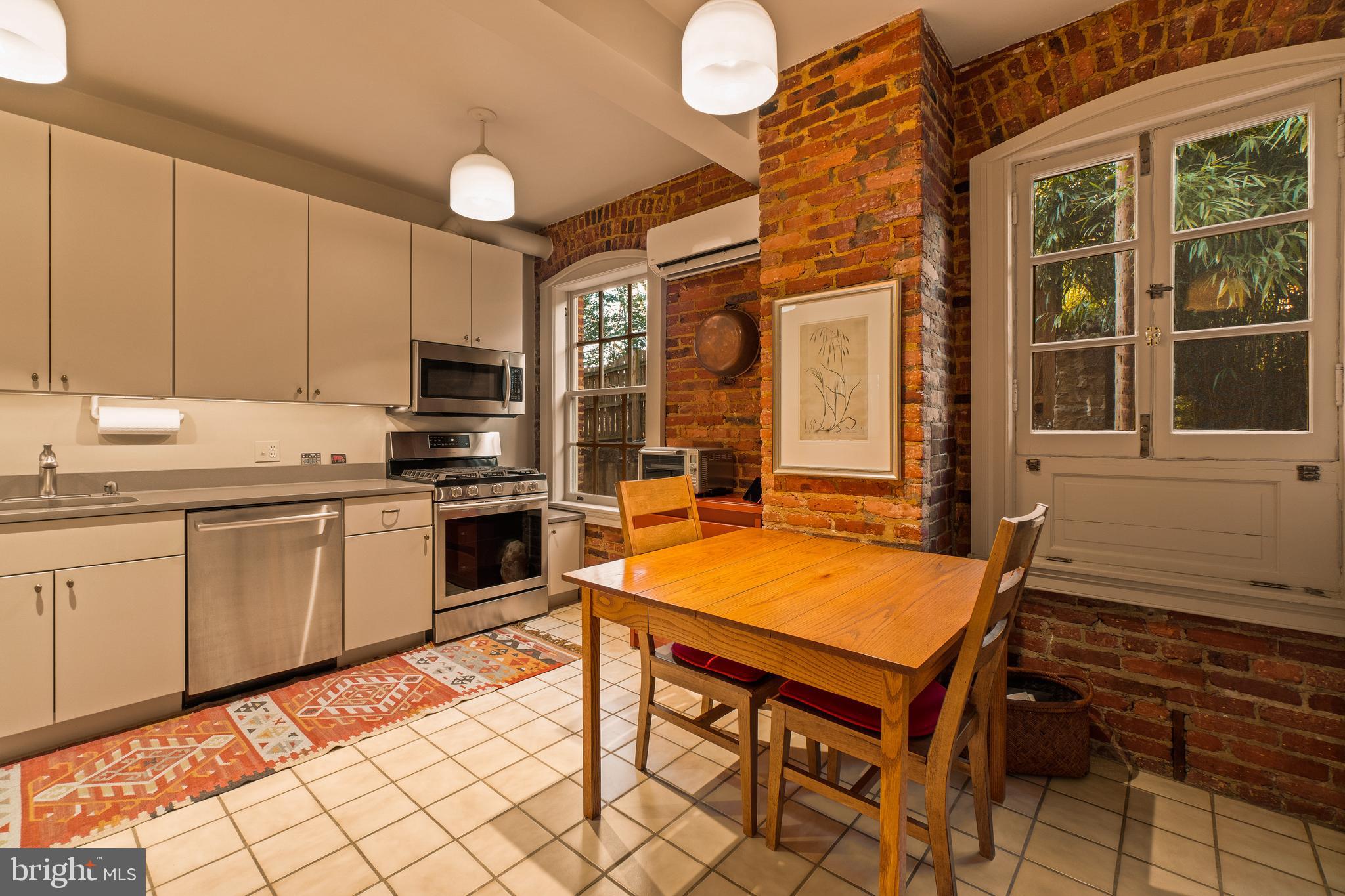 221 STONY RUN LANE G-1