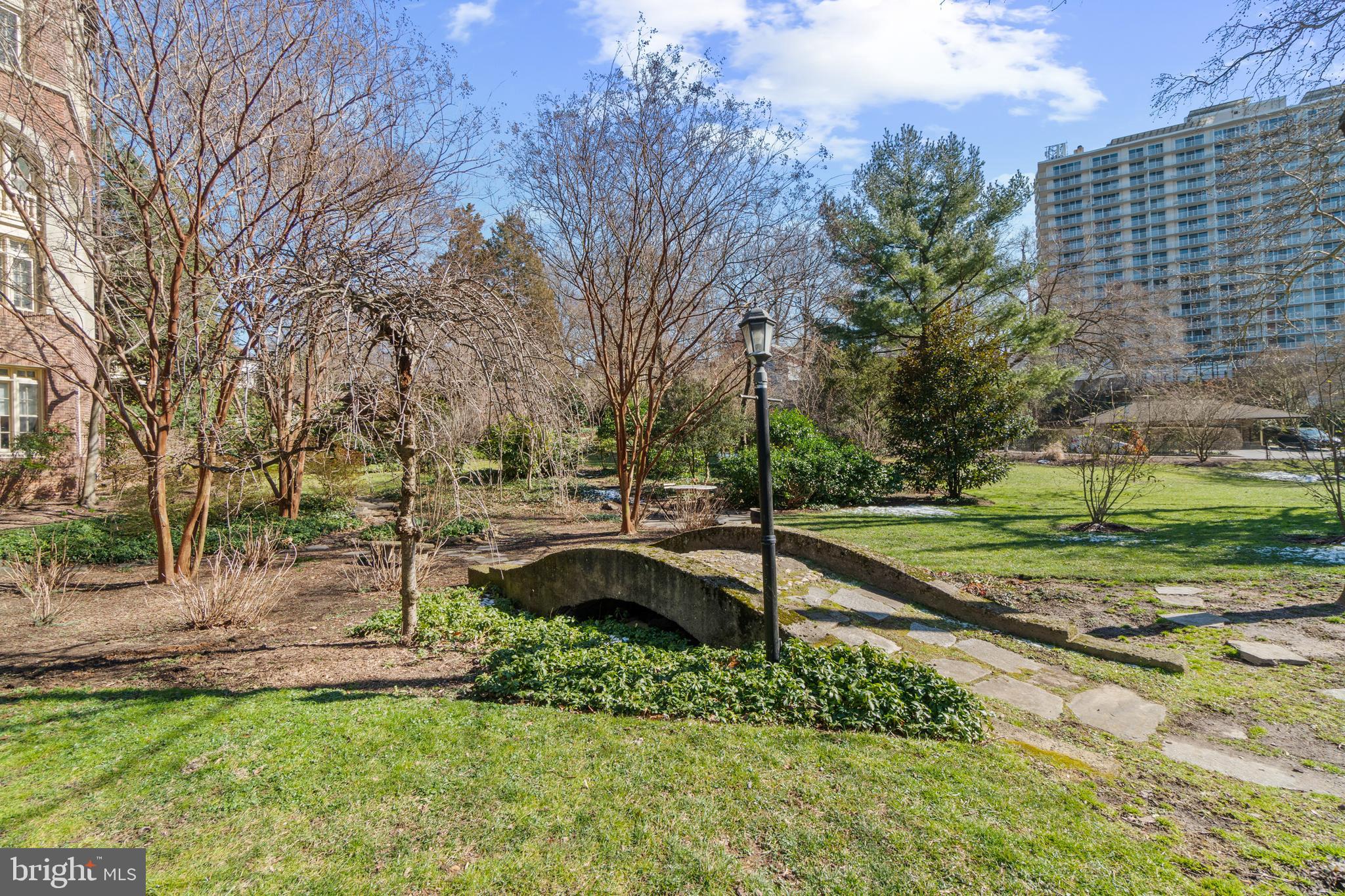 221 STONY RUN LANE G-1